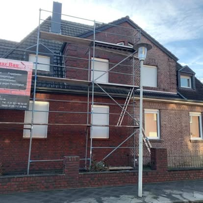 Fassade eines Hauses welches gesandstrahlt wurde
